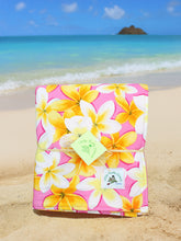 Load image into Gallery viewer, Hawaiian Baby Blanket: Lei Aloha Pink and Yellow