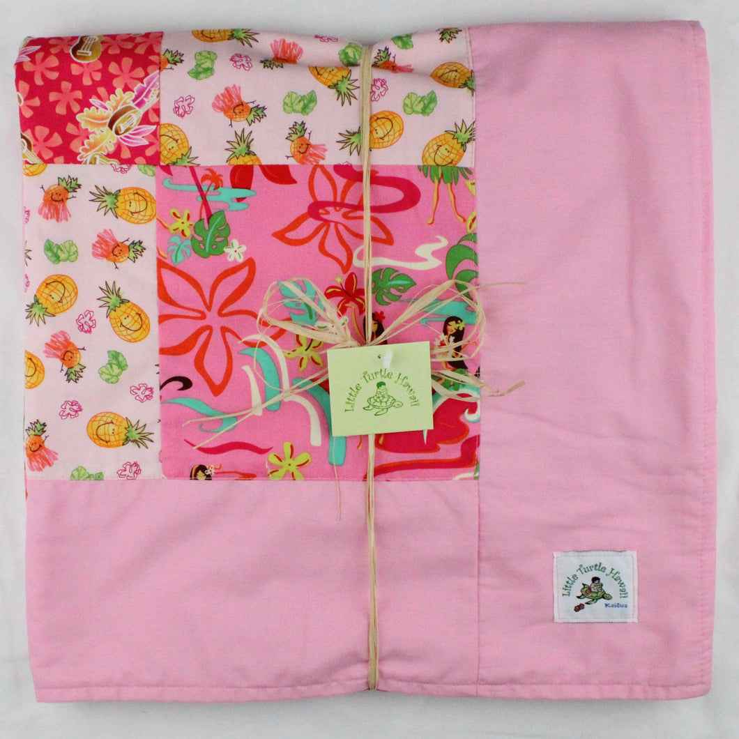 Hawaiian Baby and Toddler Blanket, Patchwork Blanket, Made in Hawaii, Hawaiian Baby Shower Gift:  Ekahi Pink Hula Honeys Patchwork